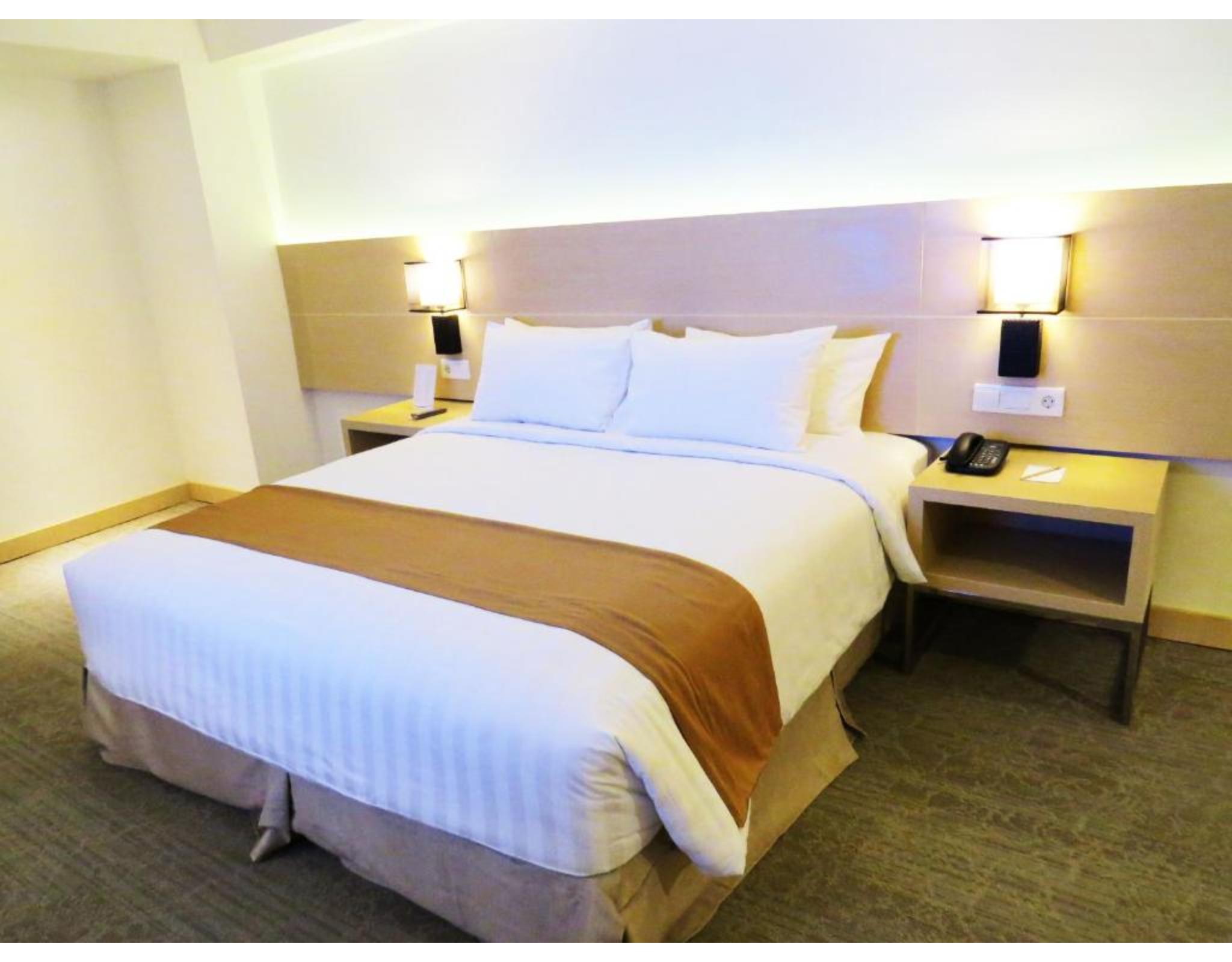 Golden City Hotel And Convention Center - Chse Certified Semarang Dış mekan fotoğraf