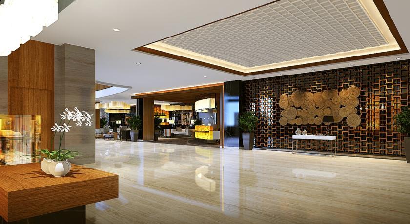 Golden City Hotel And Convention Center - Chse Certified Semarang Dış mekan fotoğraf