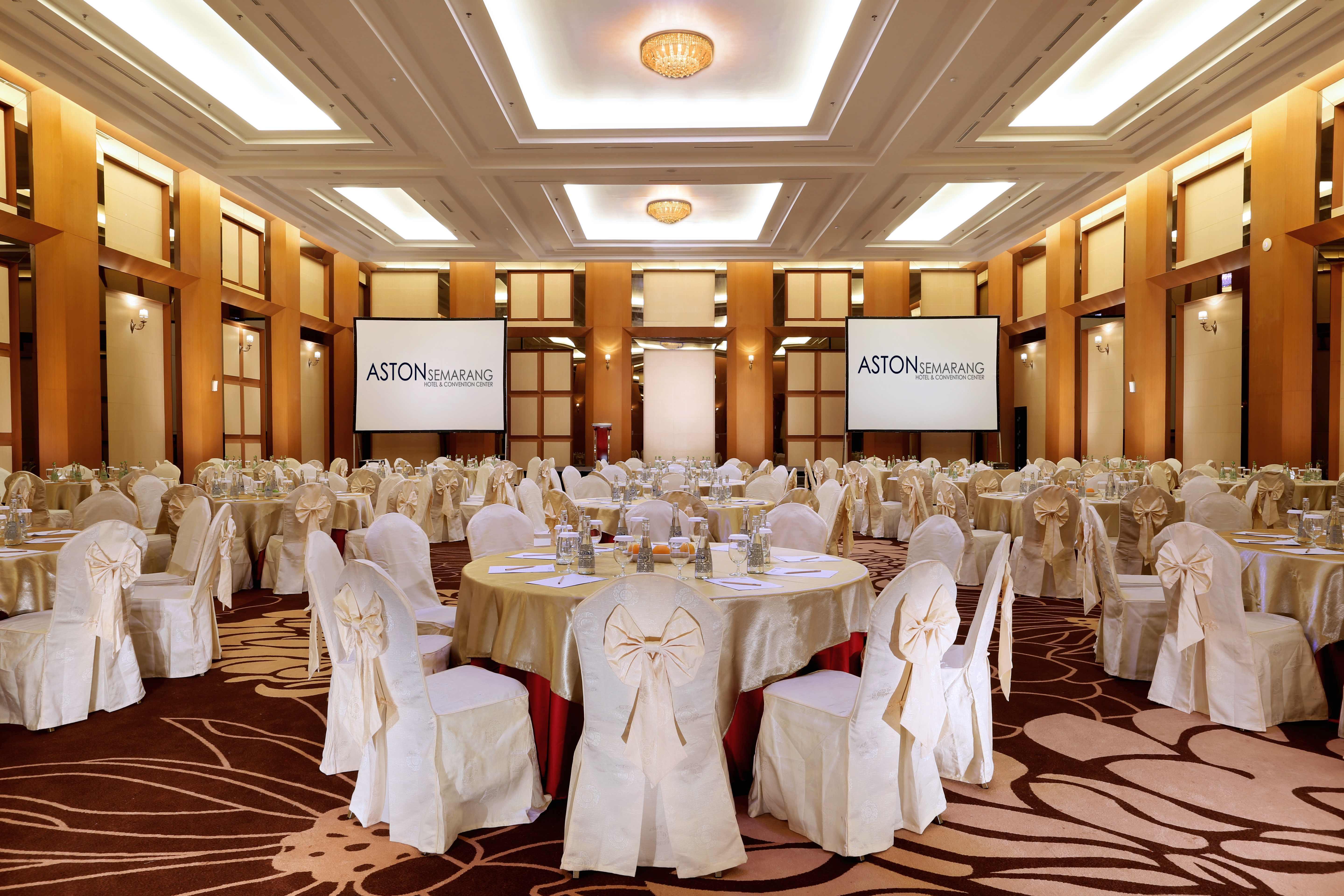 Golden City Hotel And Convention Center - Chse Certified Semarang Dış mekan fotoğraf