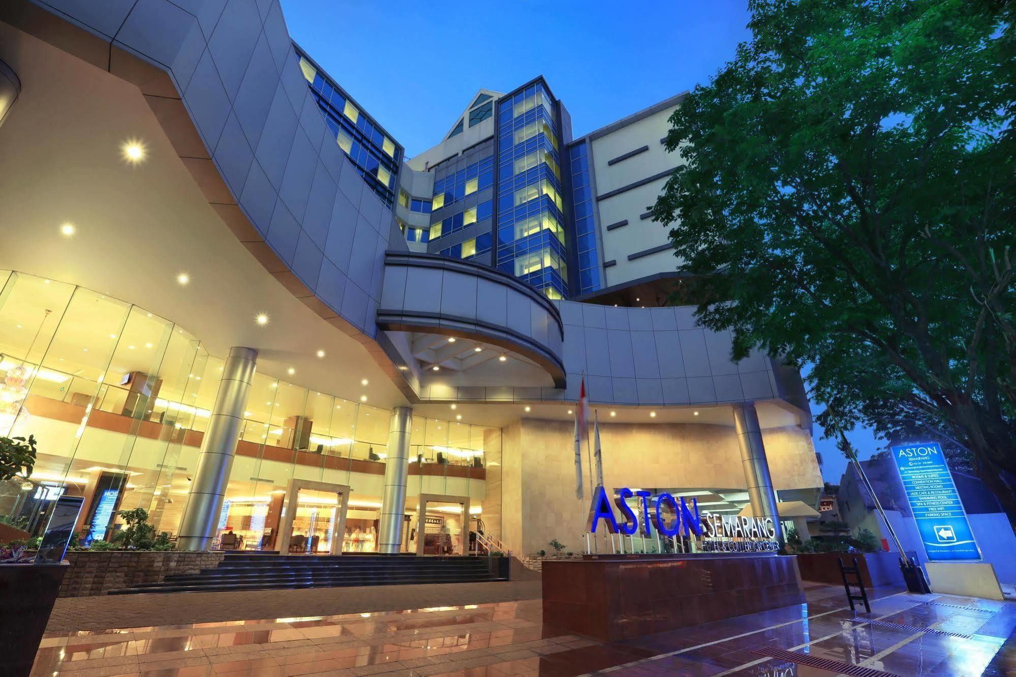 Golden City Hotel And Convention Center - Chse Certified Semarang Dış mekan fotoğraf