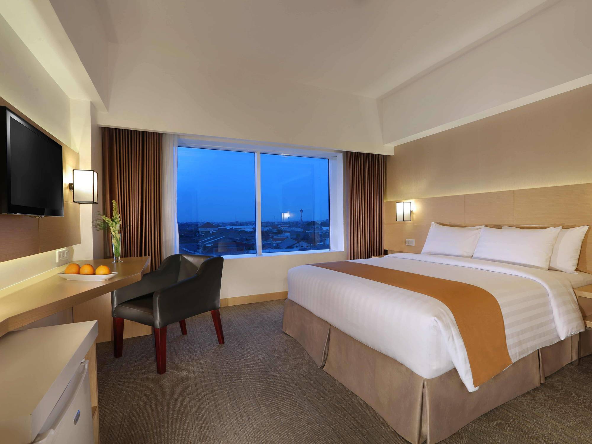 Golden City Hotel And Convention Center - Chse Certified Semarang Dış mekan fotoğraf